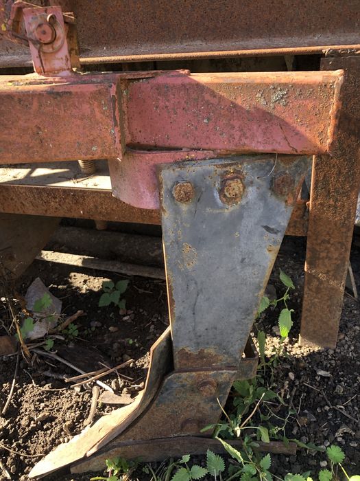 Продам плуг дво корпусний 2/30