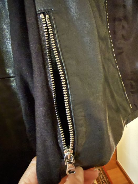 Casaco pele preta Massimi Dutti