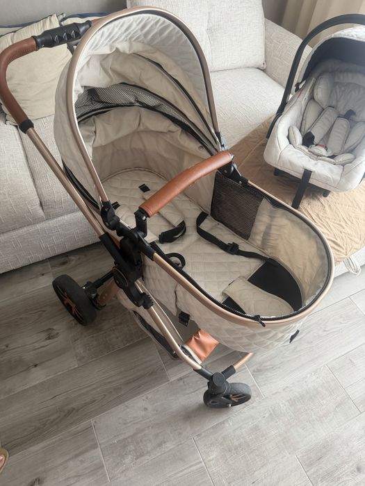 Vendo trio para bebe carrinho ovo e alcofa