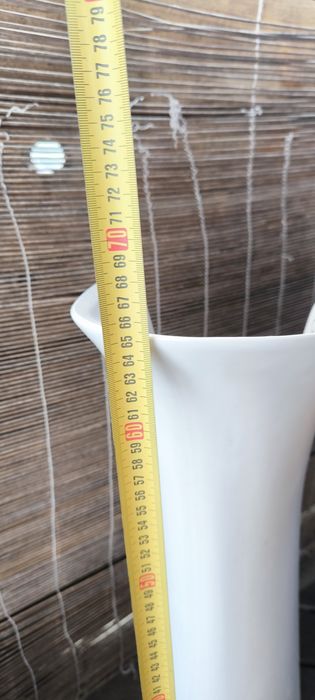 Umywalka łazienkowa z bateria