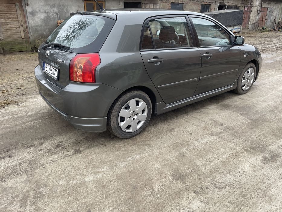 Toyota corolla 2005r +lpg