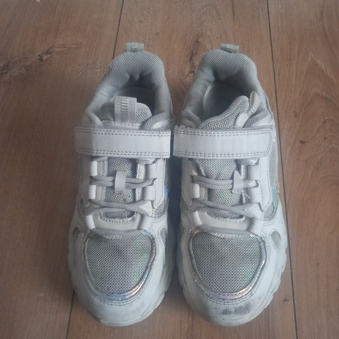 Buty adidasy sportowe Smyk dla dziewczynki rozmiar 35