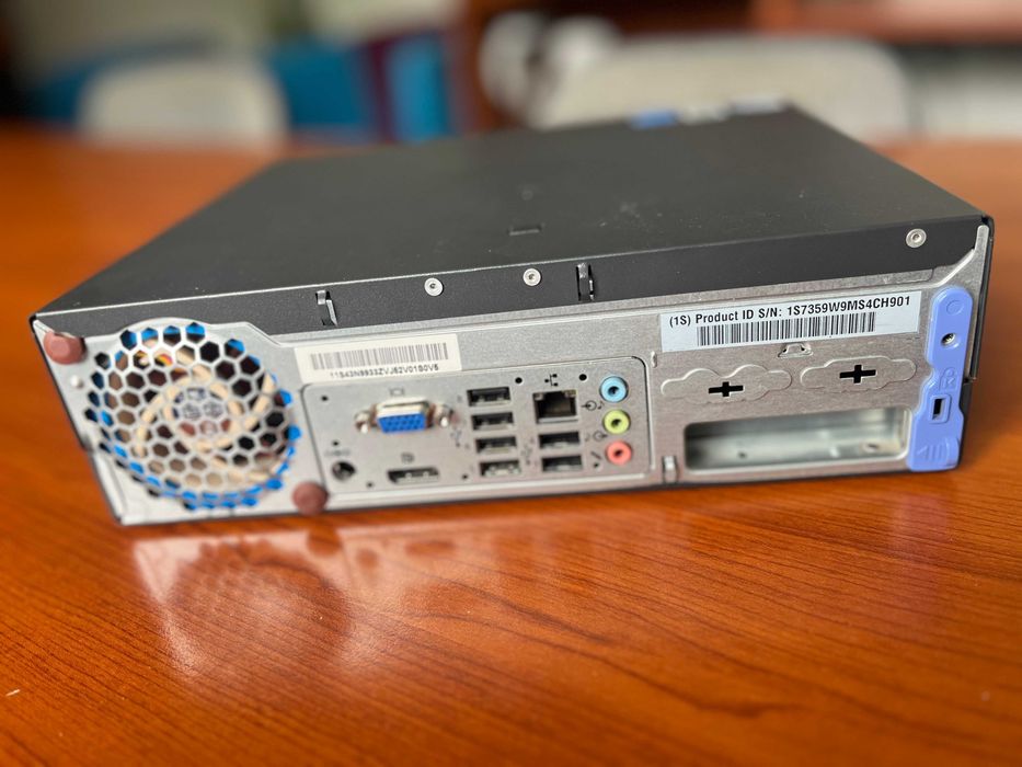 Lenovo ThinkCentre M58 USFF – E8400, 4 GB, 2×1 TB RAID0, Windows XP – retro PC