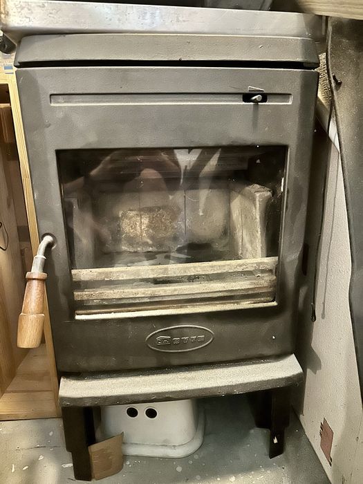 Piec  350 CB Dovre - koza