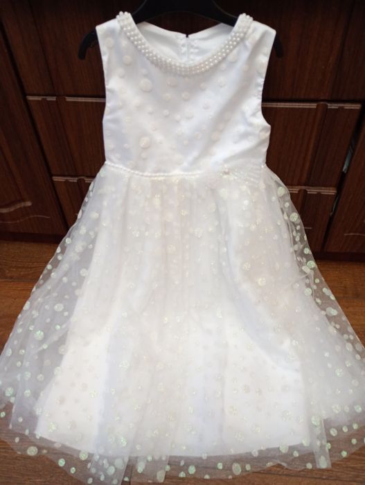 Сукня святкова плаття