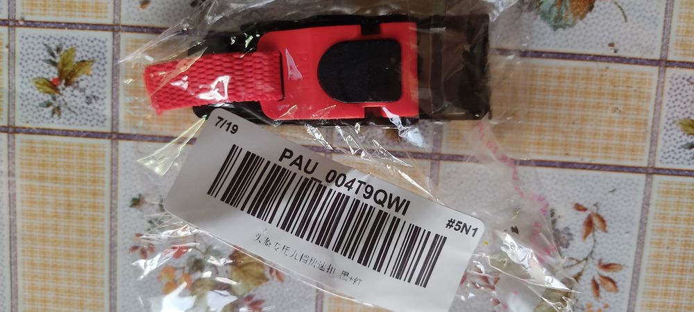 Застёжка на мотошлем,велошлем