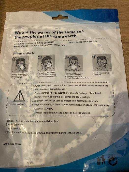 Maseczki ochronne z kwiatowym wzorem