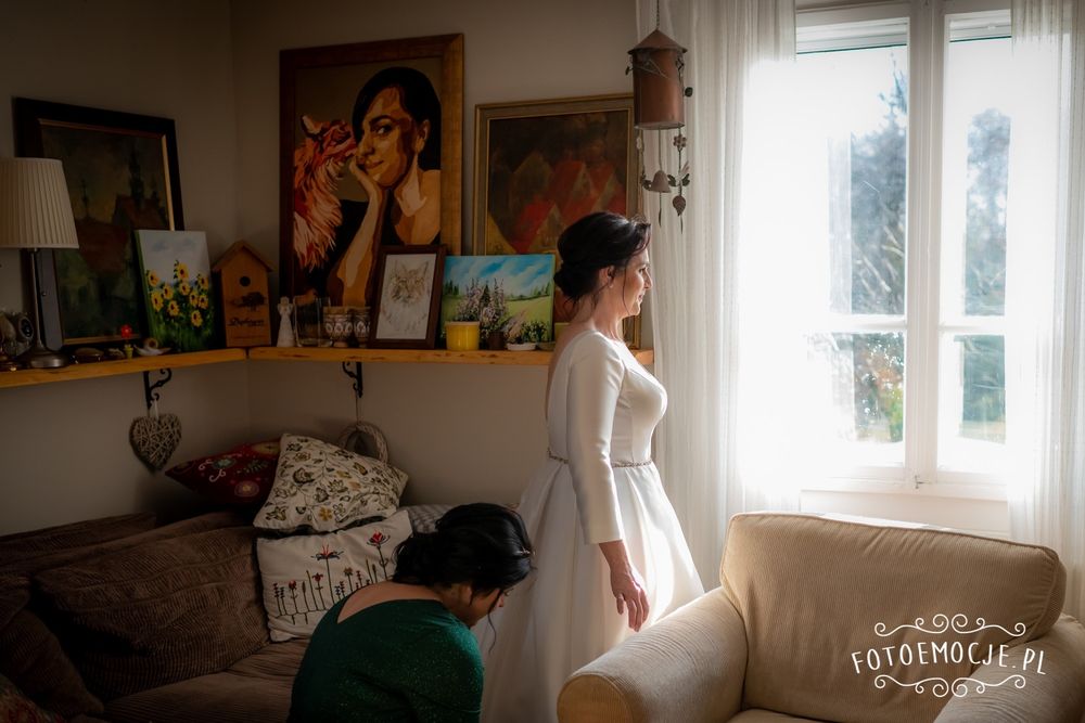 Suknia ślubna z rękawem