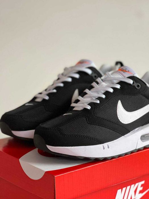 Чоловічі кросівки Nike Air Max Dawn "Black/White" Розміри 40-45