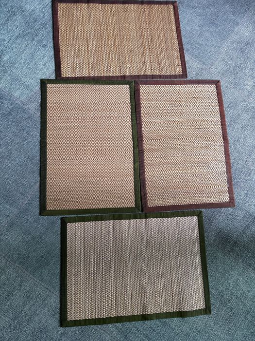 Natural Woven Reed Placemats and Coasters Set of 4 for Dining Table