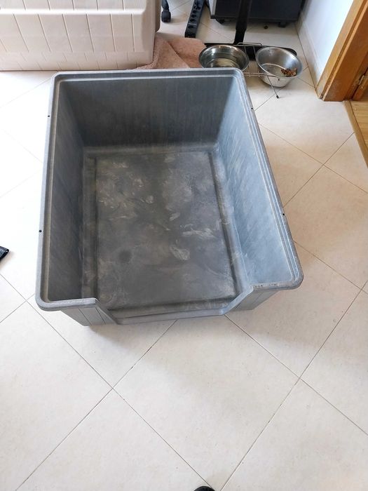 Casota para cão usada