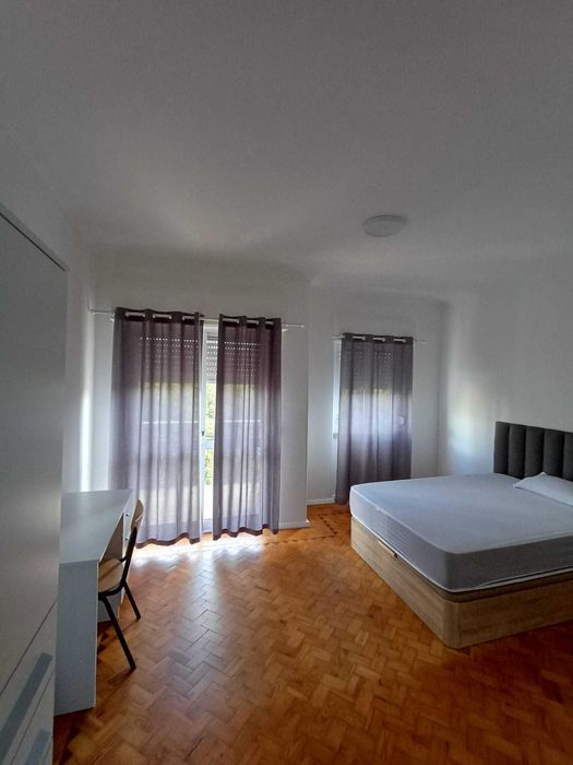 Quartos para arrendar – Apartamento Remodelado, Excelente Localização