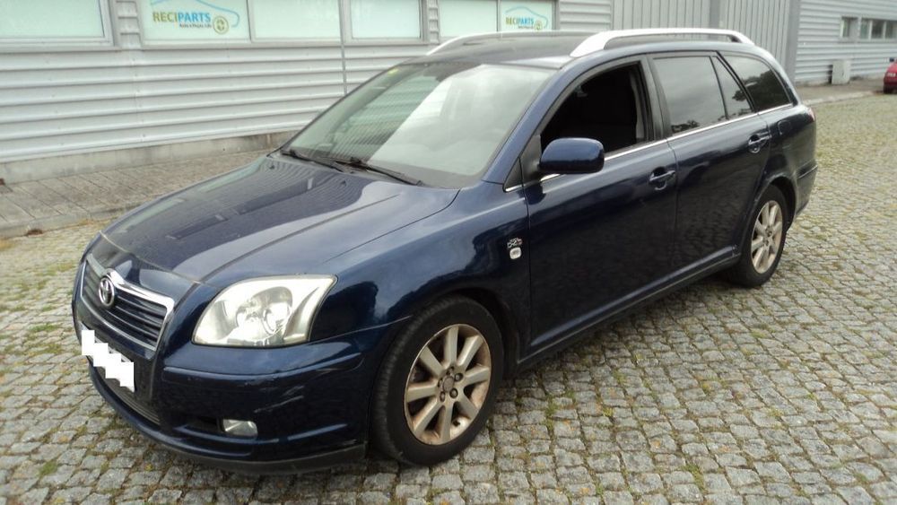 Toyota Avensis Wagon 2.0 D-4D Sol 2003 - Para Peças