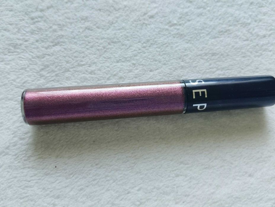 Sephora, duochromowa pomadka 129 Purple Activity