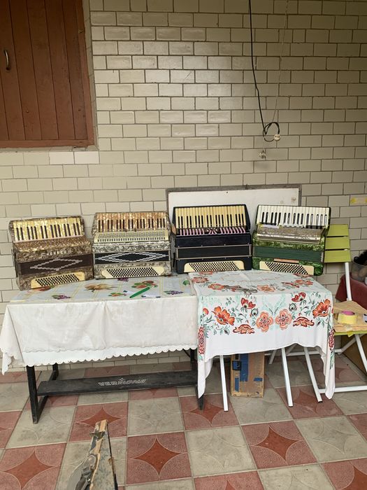 Продам інструмент музичний