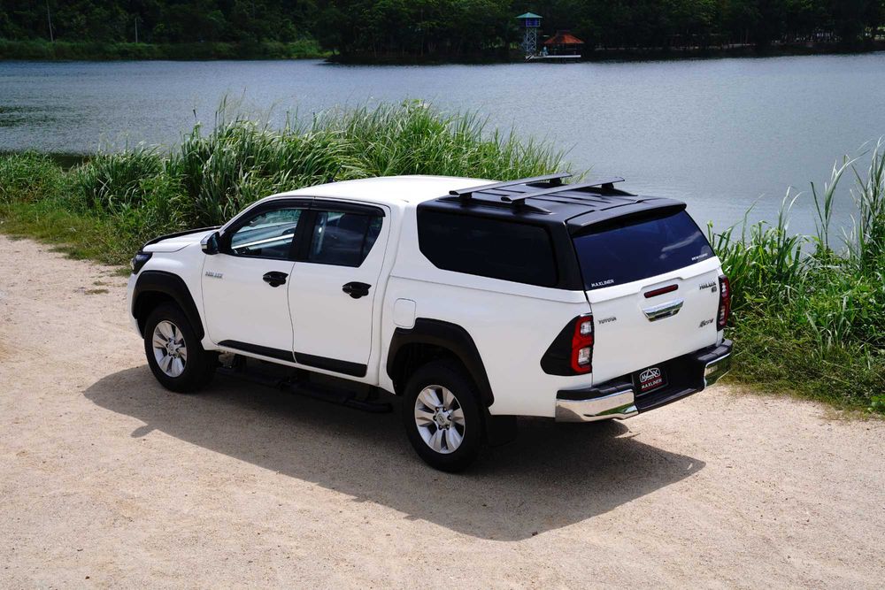 Zabudowa Toyota Hilux Revo Hardtop Premium VENTURE