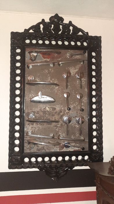 Automobilia quadro com peças carro antigo austin cambridge 1957