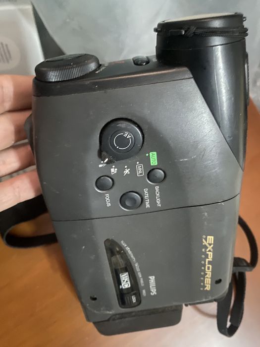 Máquina de filmar Philips Explorer antiga