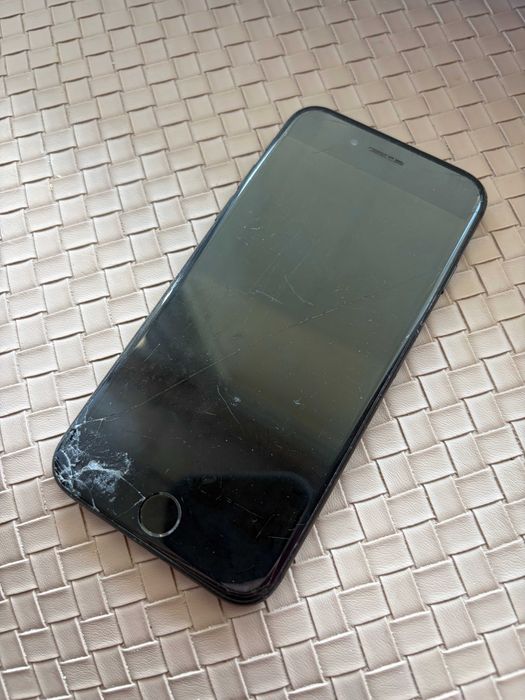 Telefon iPhone 7