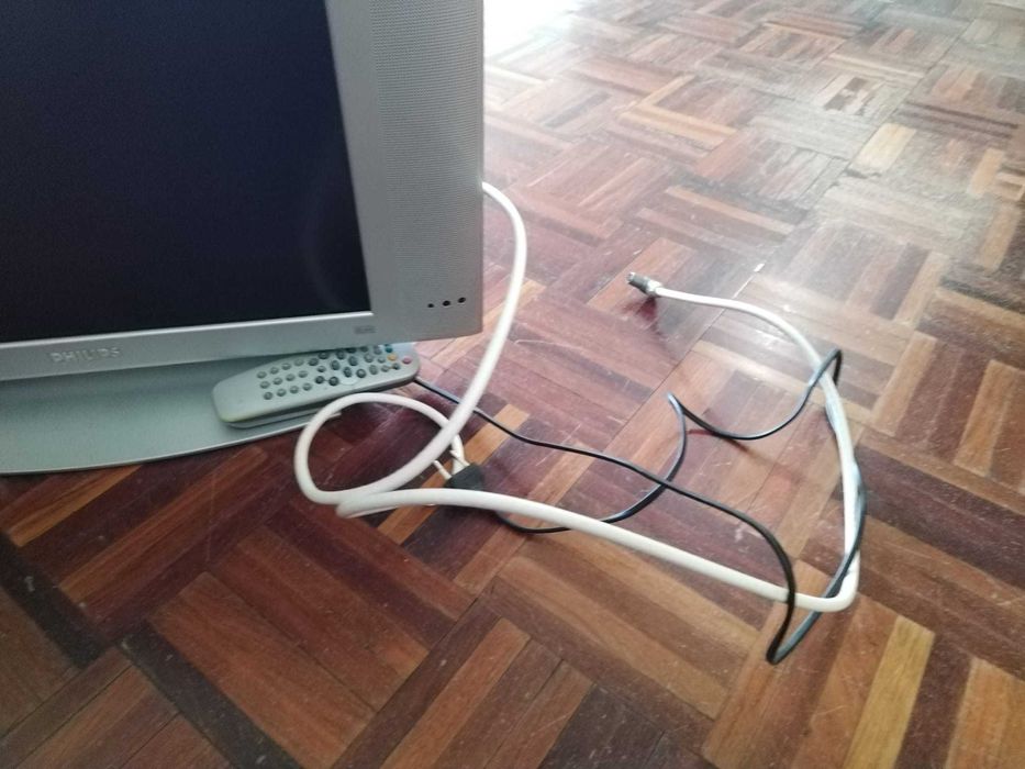 Televisão funcional 40€