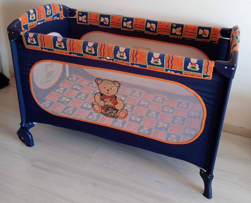 Cama de criança/bebé dobrável