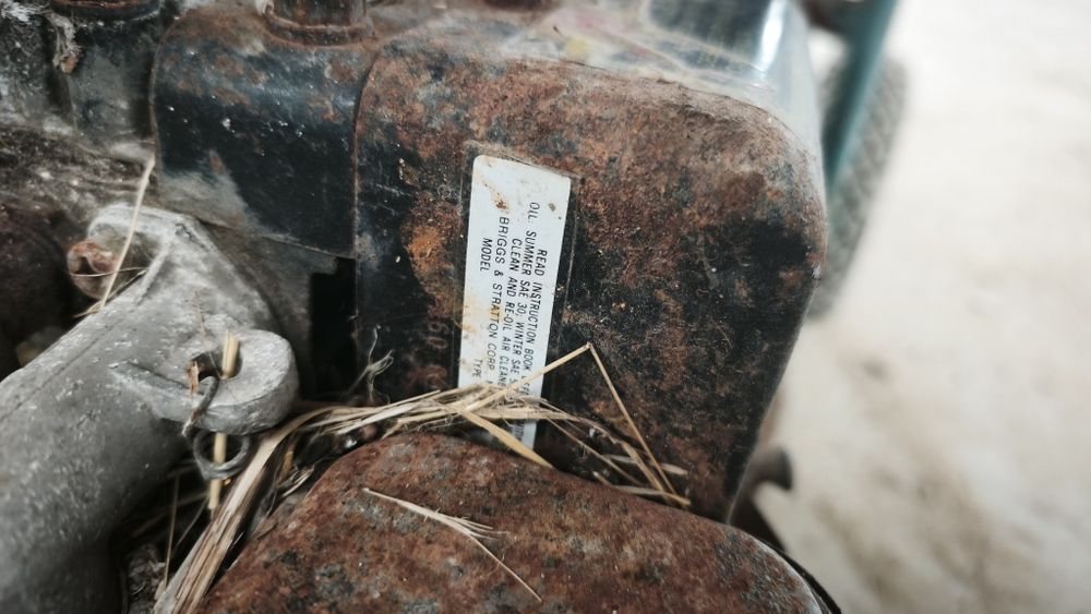 Motobomba Antiga LENA / Briggs & Stratton