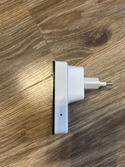 Wzmacniacz sygnału (repeater) Wi-Fi 8level WRP-300