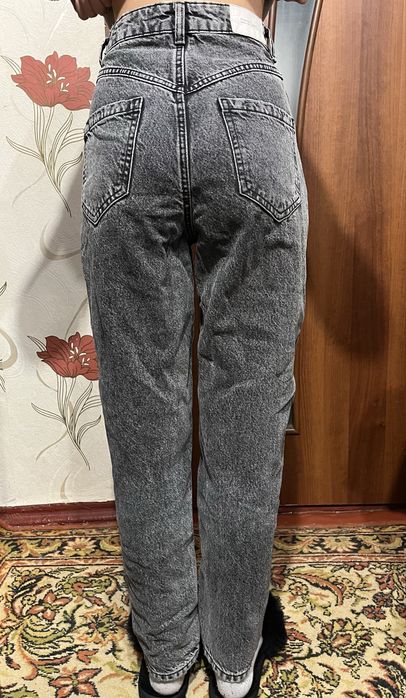Джинси жіночі сірі