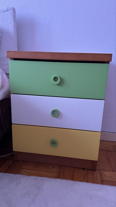 Mesa de cabeceira