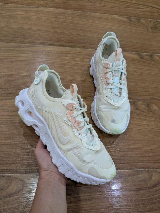 Жіночі кросівки Nike W React ART3MIS оригінал 39 р