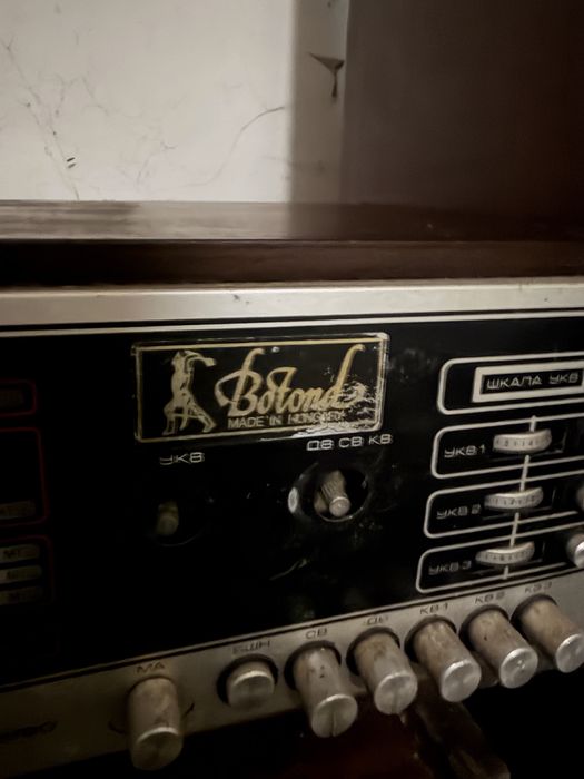 Стерео система, комплект: радіола, вініловий програвач та колонка Melodia 104 stereo 01