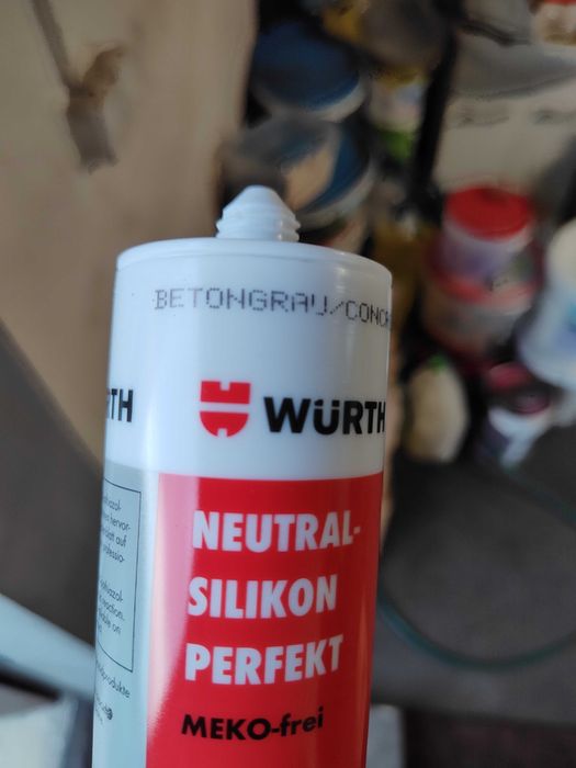 Silikon wurtch tanio dwa rodzaje