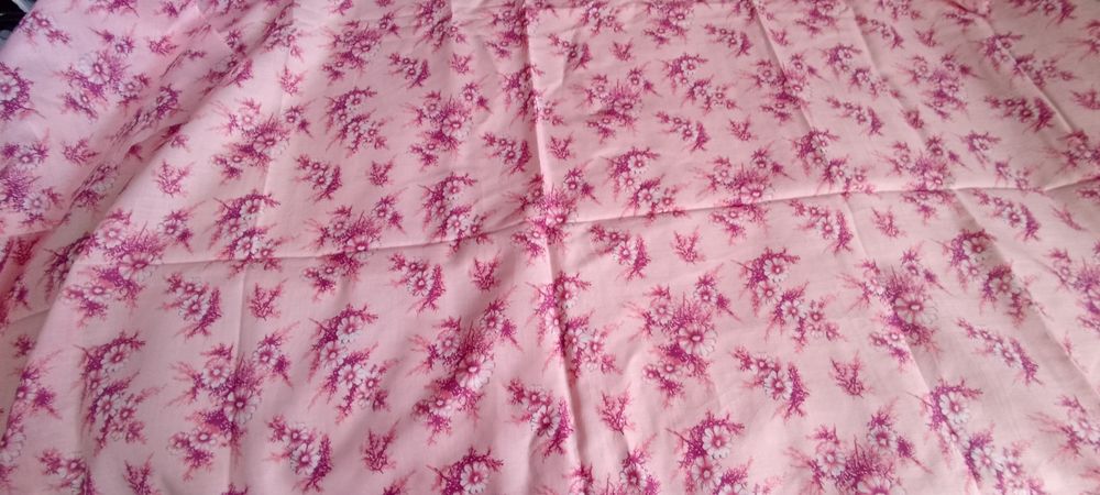 Отрез батиста для пошива.