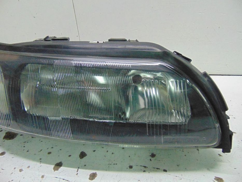 Volvo v70 faróis " nova de stock antigo