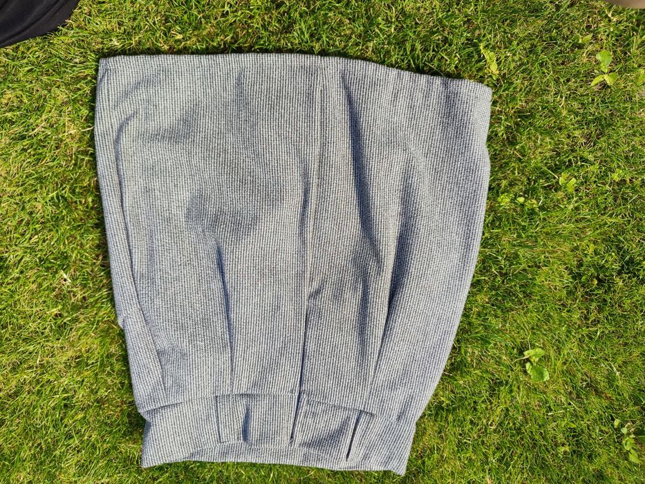 Жіноча тепла спідниця