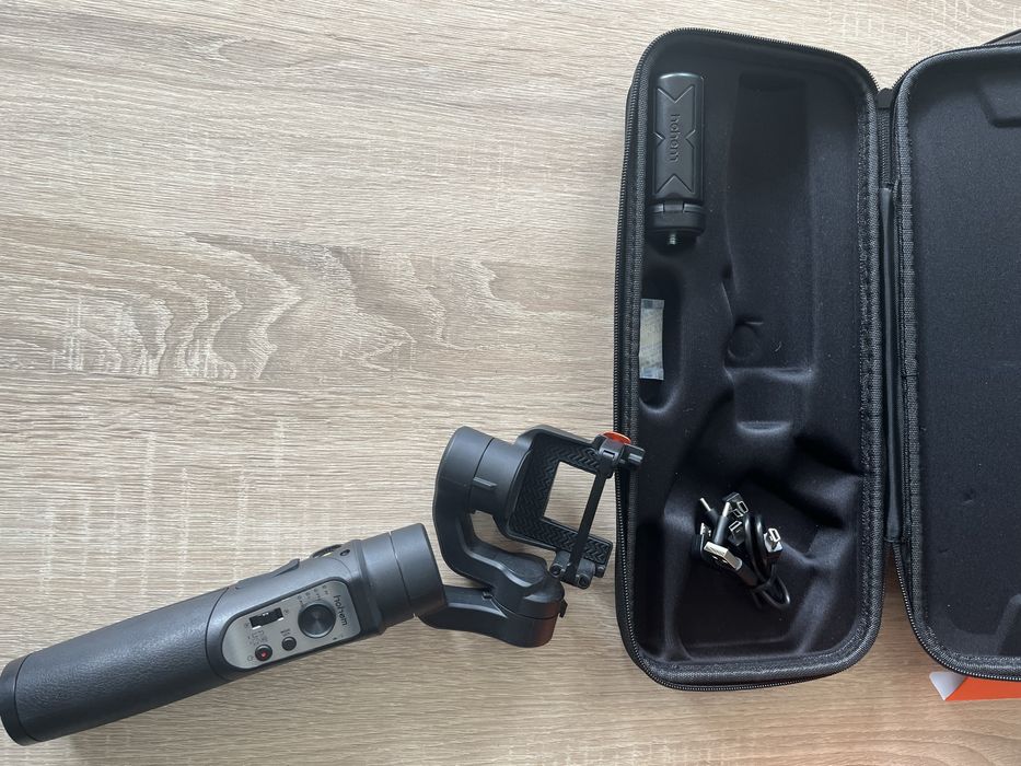 Gimbal Hohem iSteady Pro4
