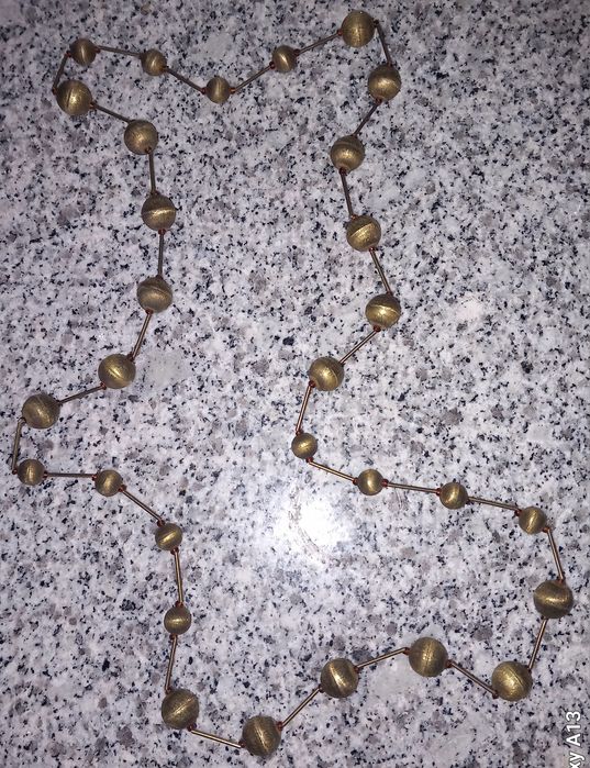 Colar Dourado  lindo