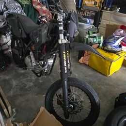 Skyteam 125cc Supermotar