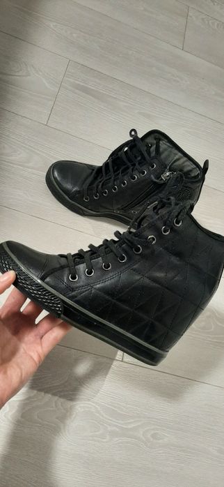 Ботинки на танкетке Donna Karan 39р