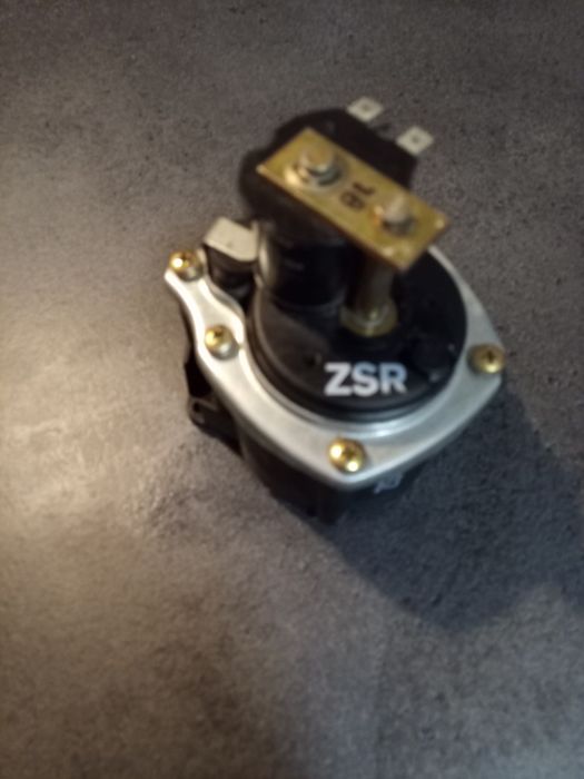 Zawór trójdrożny Junkers