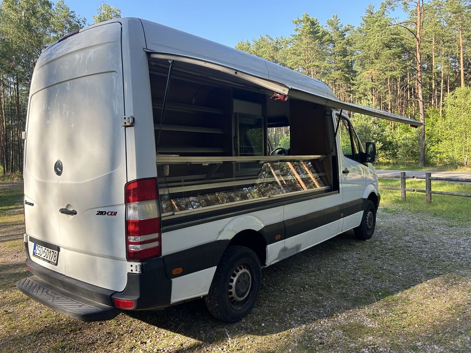 Mercedes sprinter sklep/ bar/ foodtruck ORGINALNA zabudowa