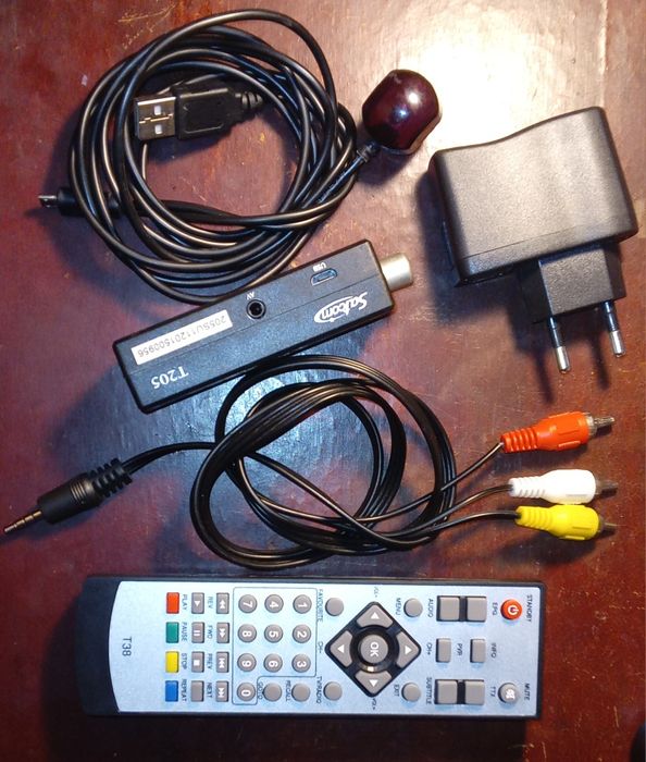 Міні тюнер Т2 для телевізора або монітора