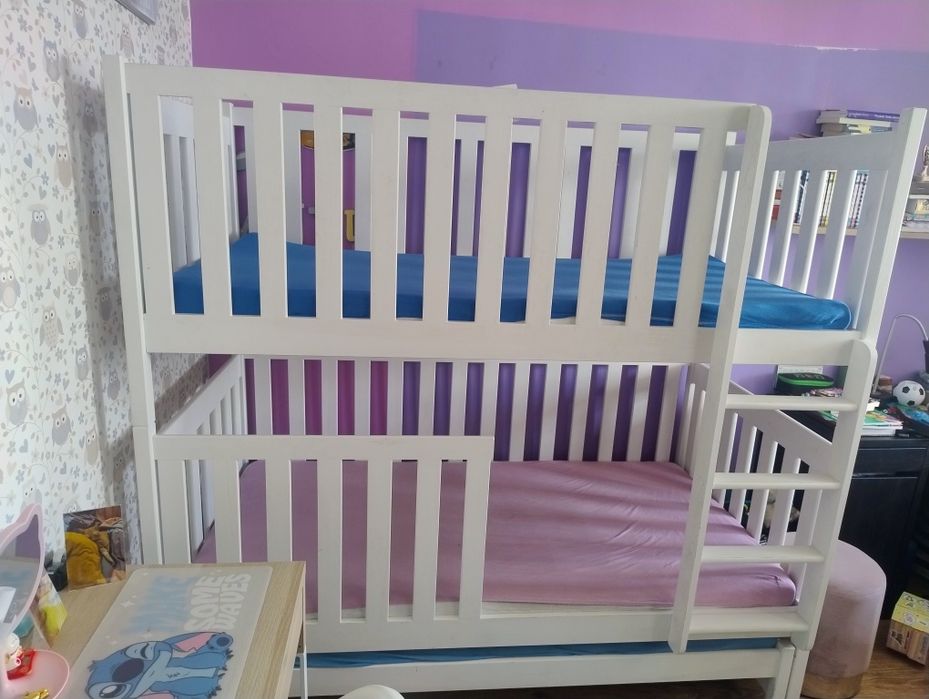 Łóżko piętrowe z dostawką