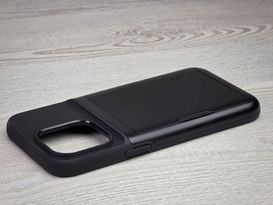 Чохол-гаманець Spigen Slim Armor CS Black для Apple iPhone 15 Pro Max