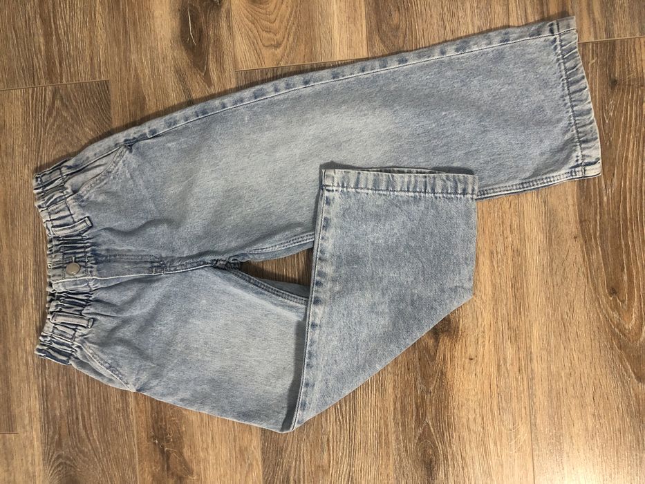 Джинси на дівчинку