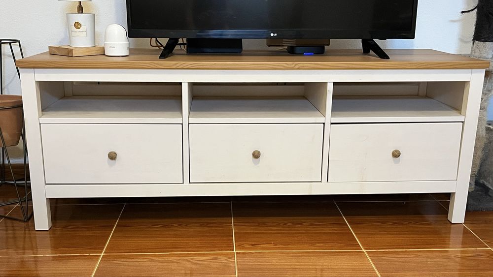Movel TV Ikea Hemnes