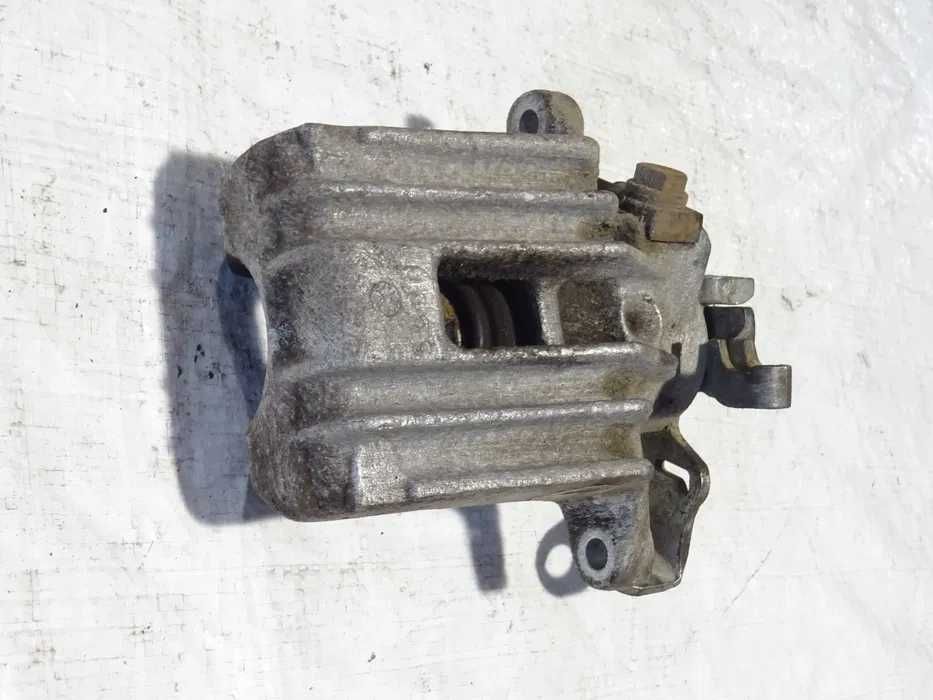 zacisk hamulcowy tył lewy skoda fabia i vw polo iv seat ibiza iii 6l0