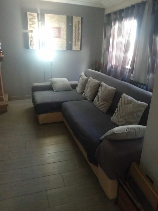 sofá com cama, mobiliário de casa