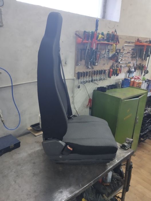 Продам пневмо сидіння пілот [Pilot] Івеко [Iveco].