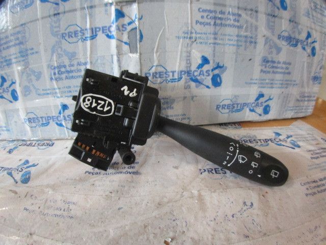 Conjunto / manetes de luzes e limpa vidros HYUNDAI i10 (PA)
